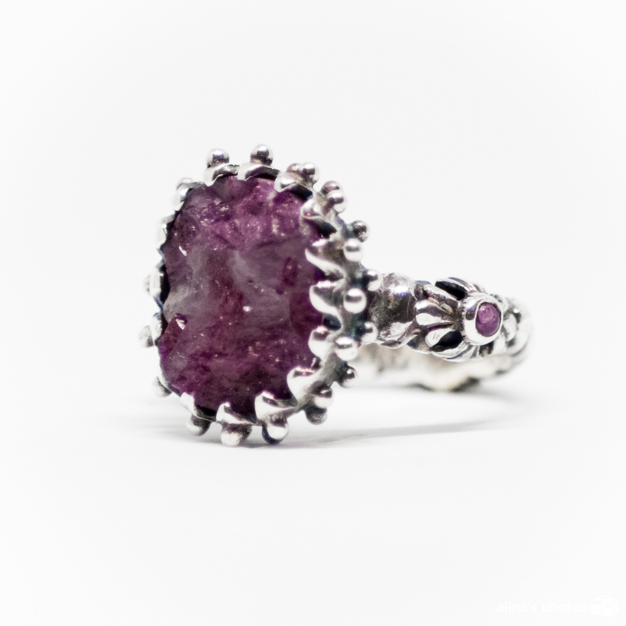 Rubizosite Handcarved Ring With Two Round Cabuchon Rubies On The Shank